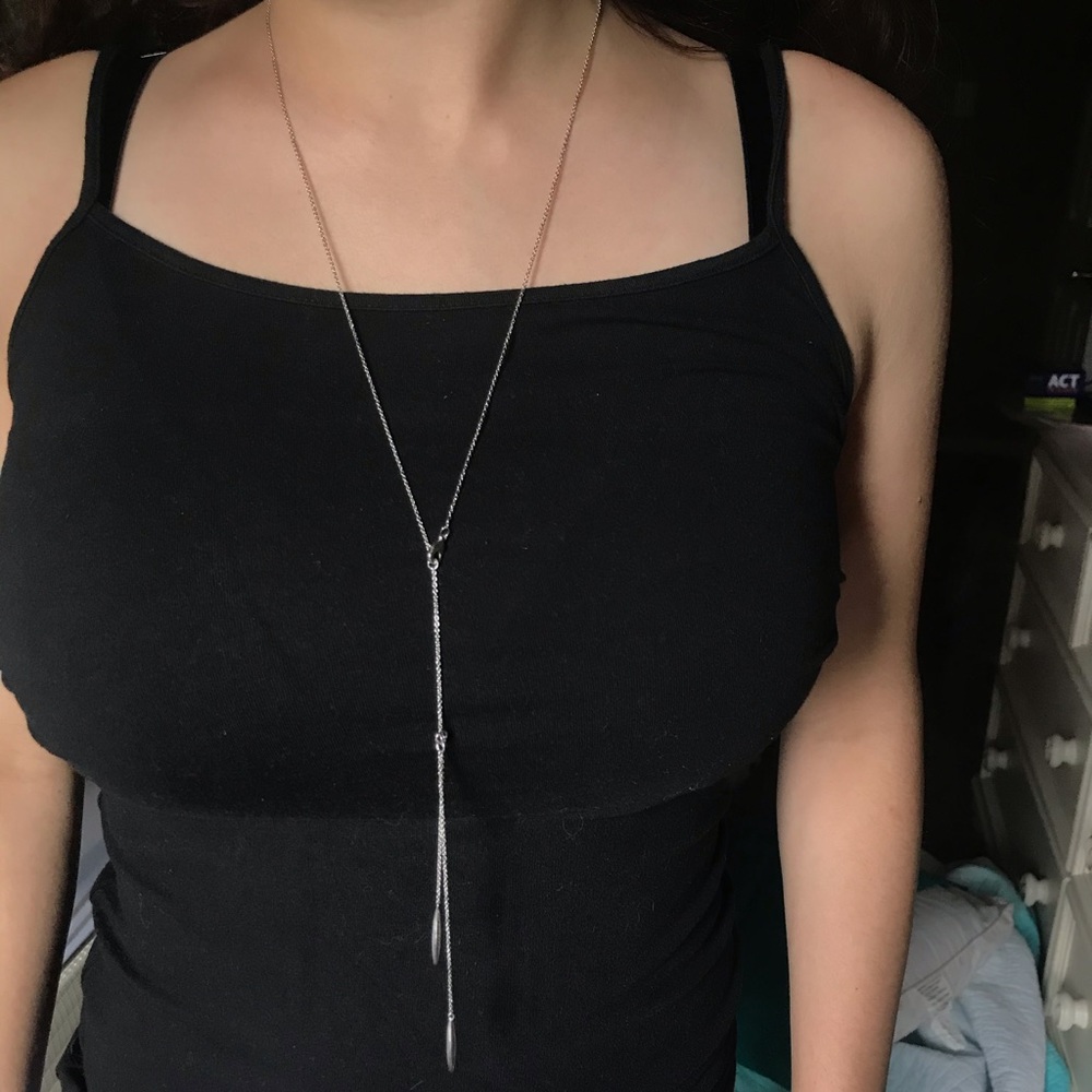 Elegant long necklace